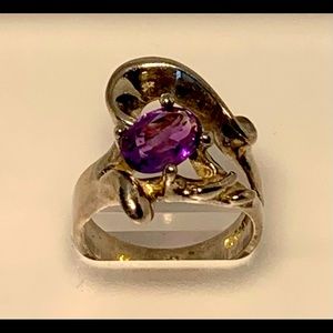 AMETHYST AND STERLING SILVER RING, SIZE 5.5